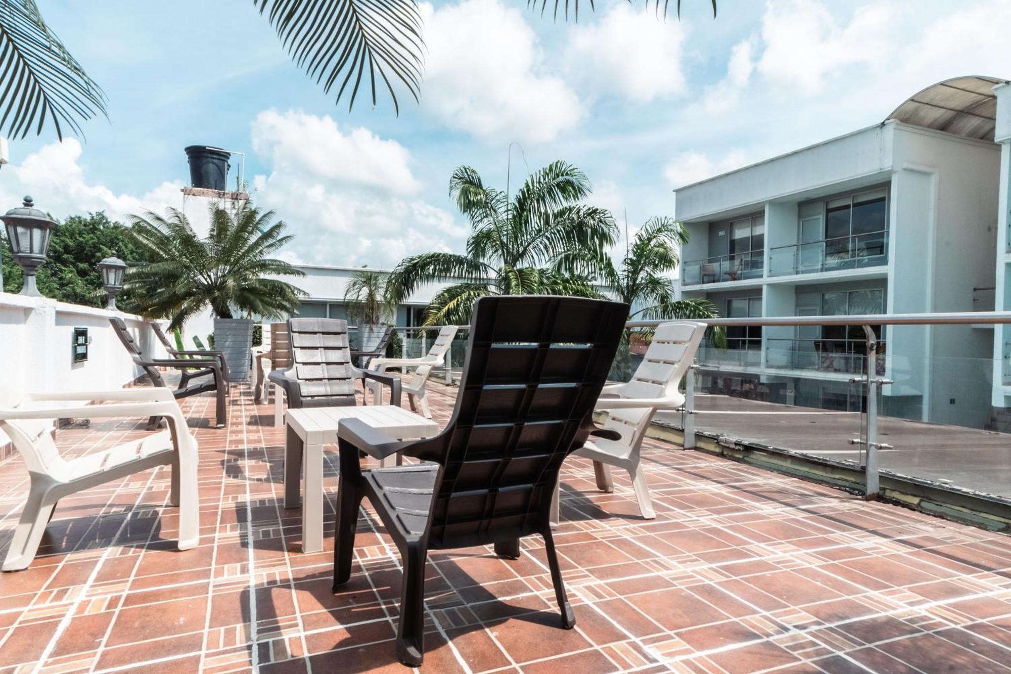 Hotel El Aeropuerto San José del Guaviare Extérieur photo