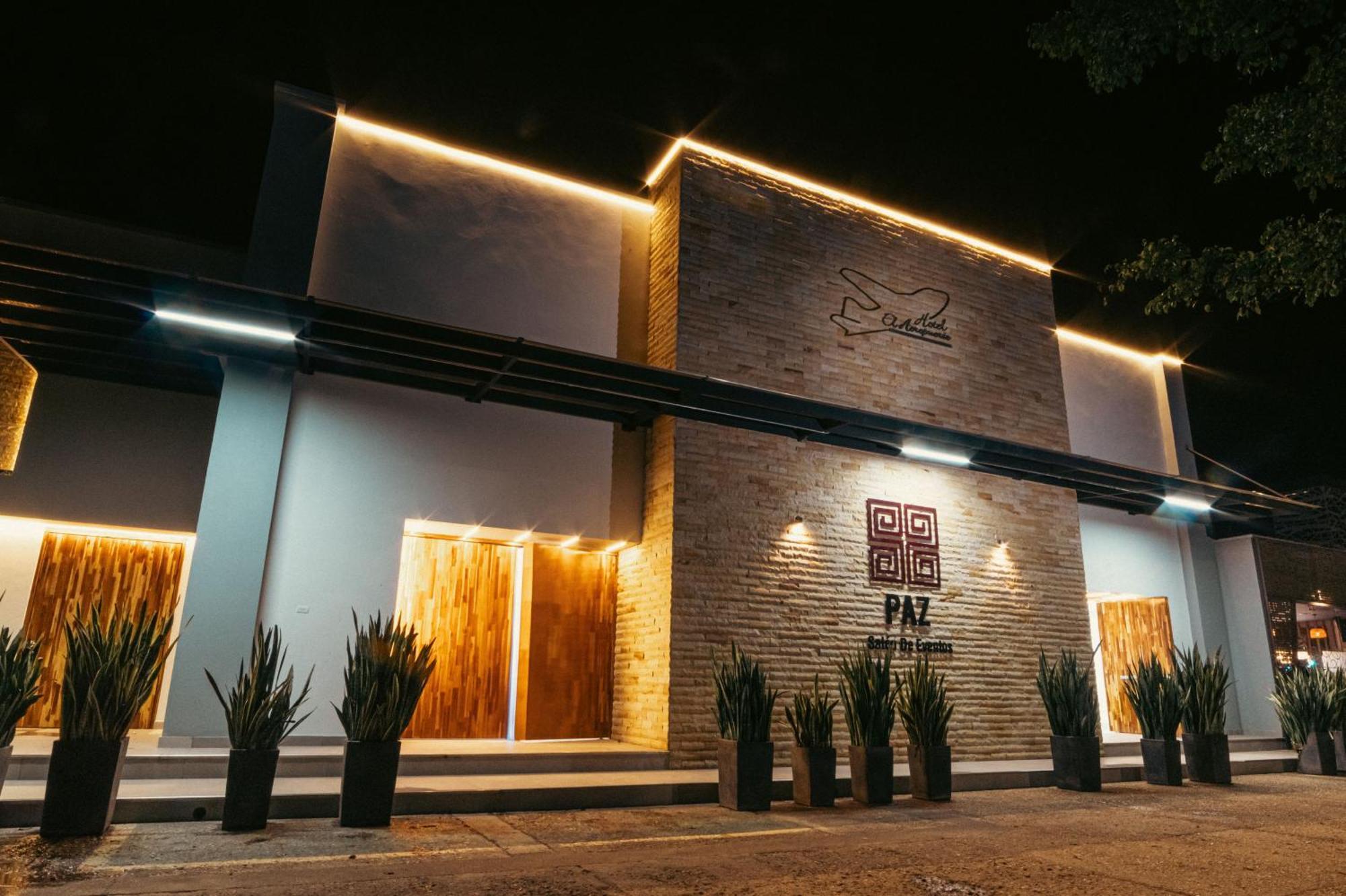 Hotel El Aeropuerto San José del Guaviare Extérieur photo