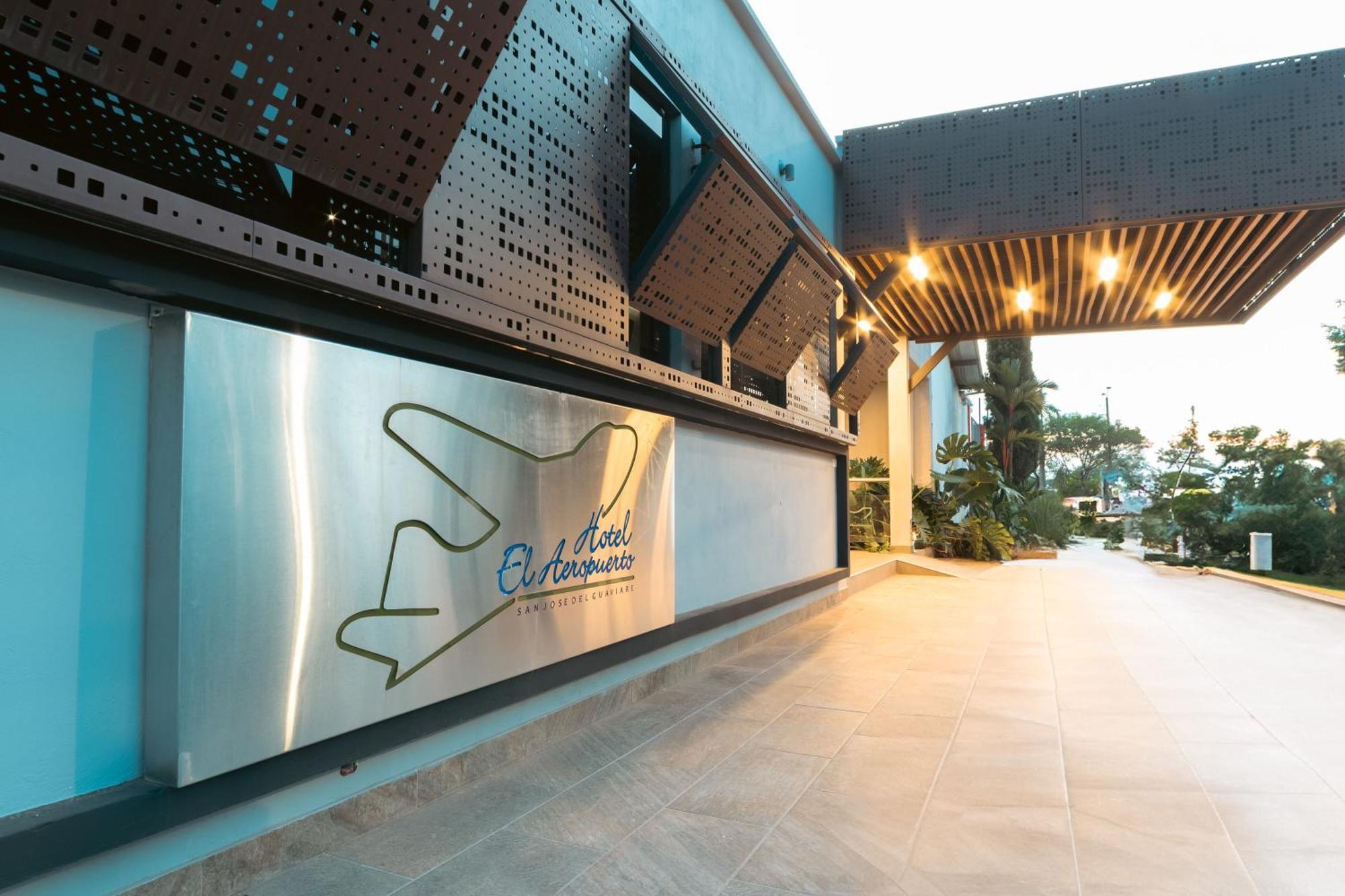 Hotel El Aeropuerto San José del Guaviare Extérieur photo